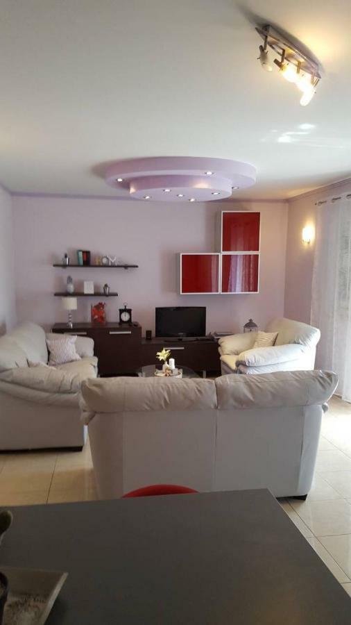 Apartamento Apartman Luly Kaštela Exterior foto