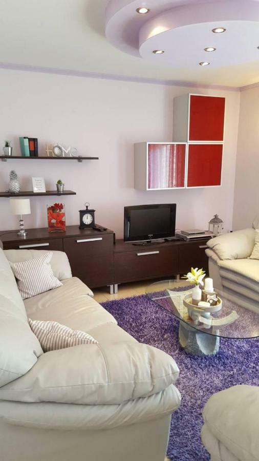 Apartamento Apartman Luly Kaštela Exterior foto